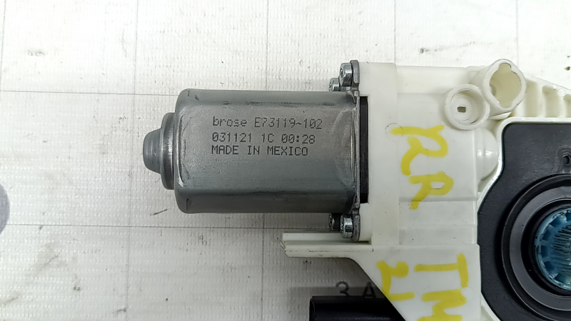 Rear right window motor Tesla Model Y 20-25