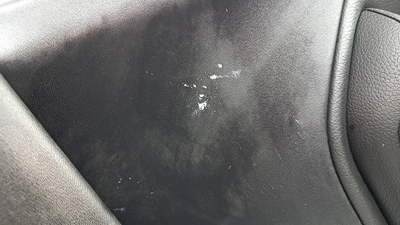Door trim, rear right card, Volvo XC90 16-24, black leather, black leather armrest, with handle, without curtain, with buttons, scratches, needs dry cleaning, tear
