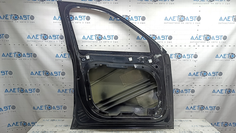 Bare front left door Volvo XC90 16-26 black 717, dents, dents
