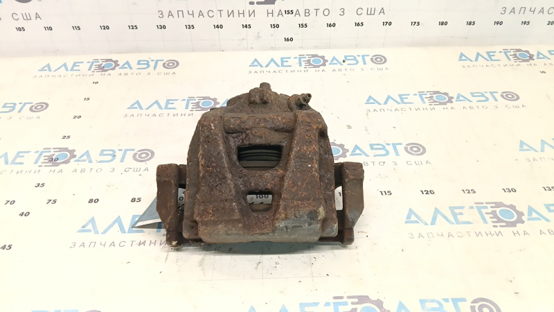 Front right caliper VW Passat b7 12-15 USA rusty