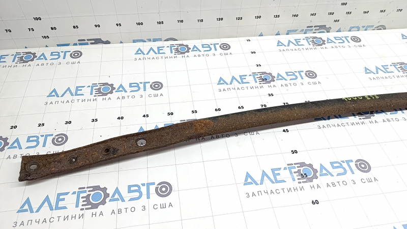 Rear beam strut Toyota Prius 30 10-15 type 1, dented, rusty
