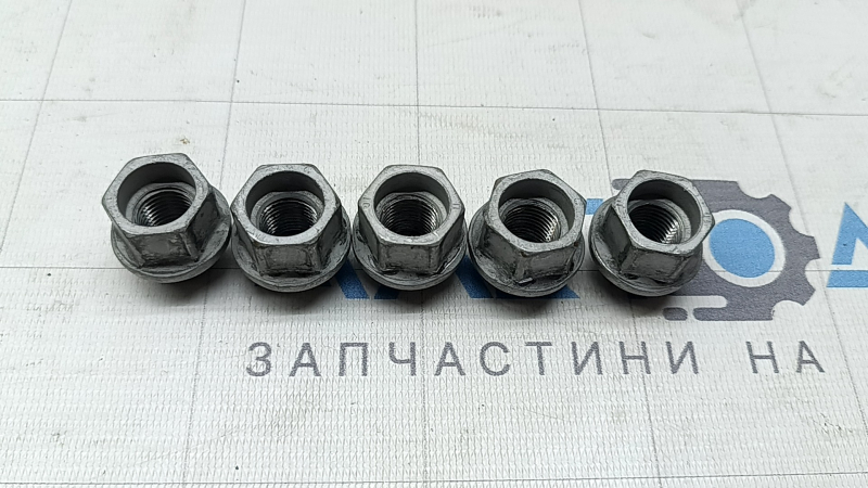 Wheel nut d M14x1.5 5 pcs Tesla Model Y 20-25