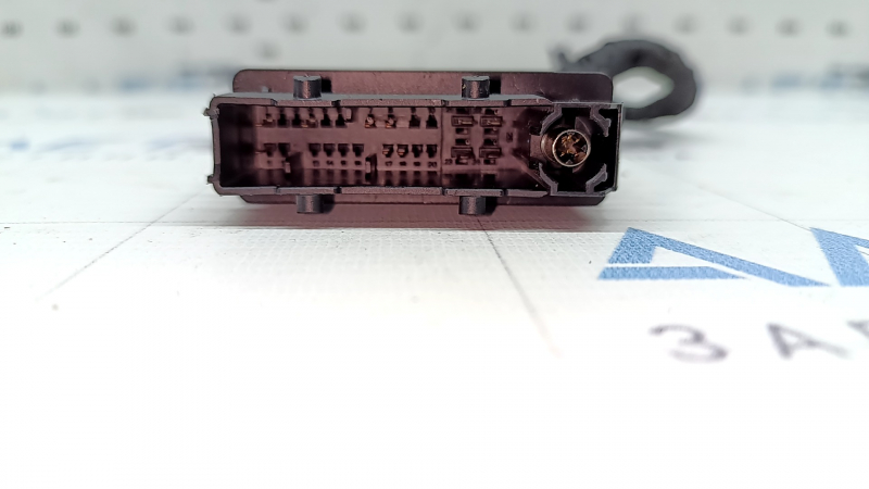 Connector for front left door wiring Volvo XC90 16-22 16 pins