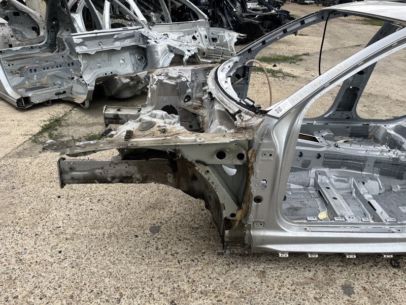 Front left quarter panel for Audi A6 C7 12-18 on the body, silver, painted