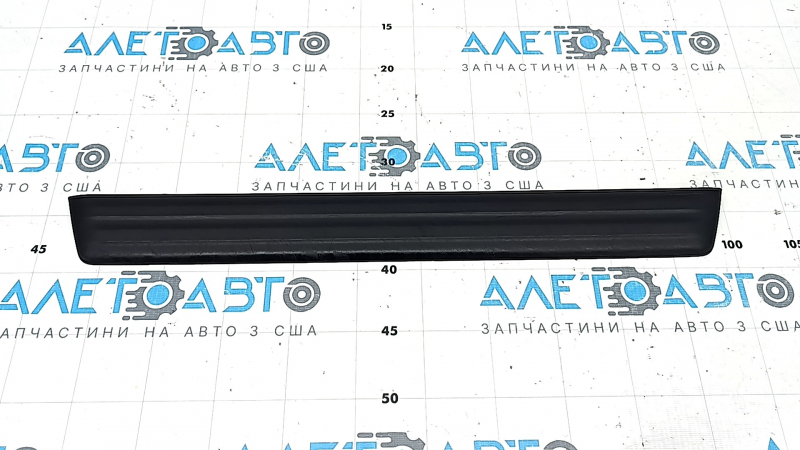 Outer front left door sill trim Toyota Camry v50 12-14 usa black, worn