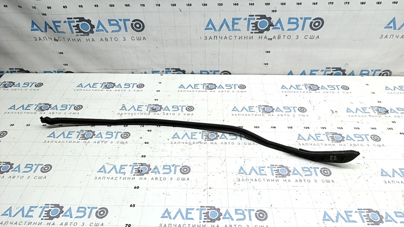 Side door seal, rear left, Audi Q8 19-25 front, with bracket