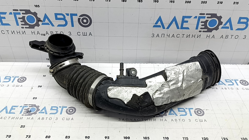 Air duct Ford Escape MK3 13-16 2.0T to the manifold, without sensor