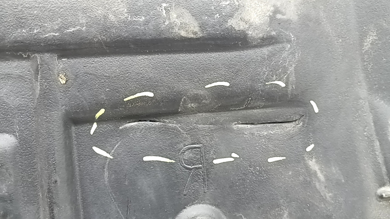 Right engine guard Toyota Camry v50 12-14 usa, cracked