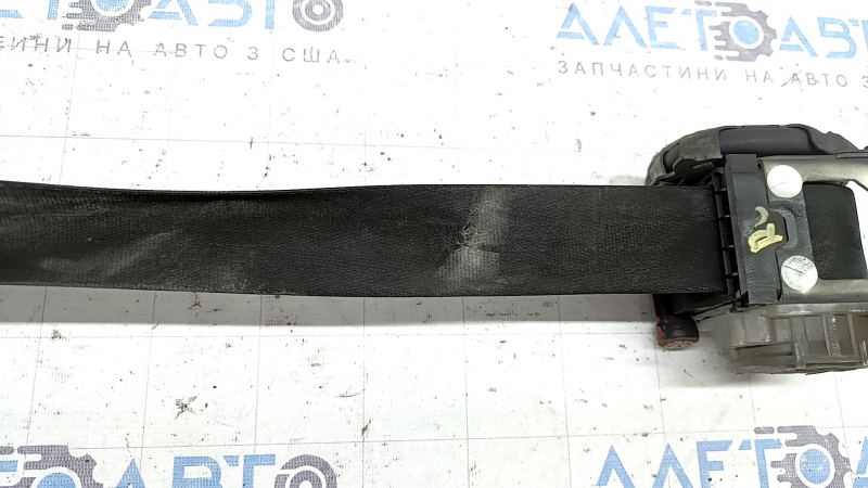 Seat belt 2 row left with squib for Audi Q8 19-26 black, rusty squib, sooty
