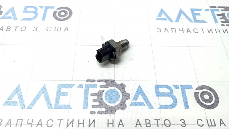 Fuel pressure sensor Honda Accord 23- hybrid on the fuel rail