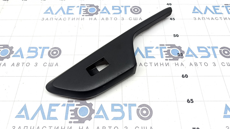 Honda Insight 19-22 rear right window lift control trim scratches