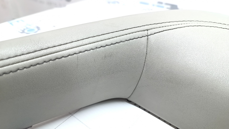 Right dashboard trim for Honda Insight 19-22, grey leather, dry-cleanable, scratches