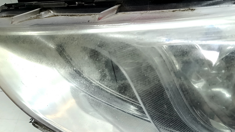 Front left headlight Hyundai Sonata 11-15 hybrid halogen, scratches, faded