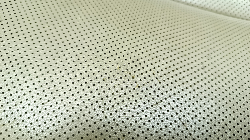 Driver's seat for Hyundai Sonata 11-15 with airbag, electric, heated, beige leather with perforation, cracked leather