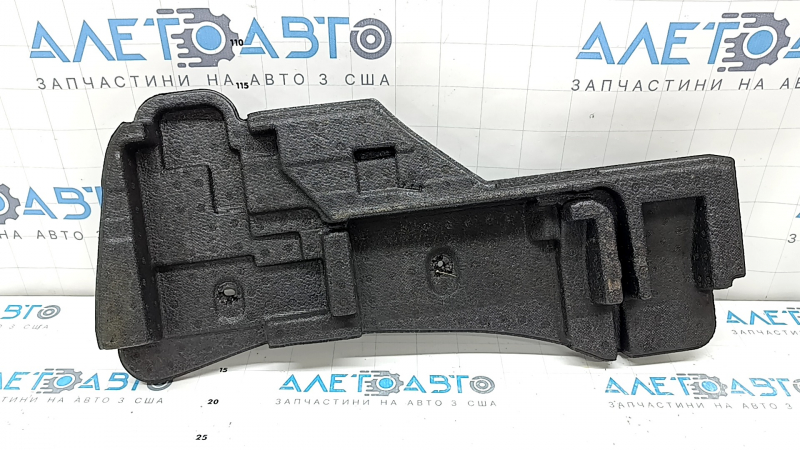 The left trunk foam of the Subaru Forester 19-24 SK is broken