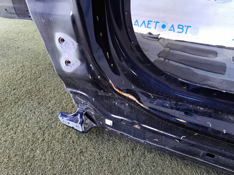 Front left quarter Hyundai Tucson 22-26 1.6T HEV Korea, sawn off, blue, dented threshold