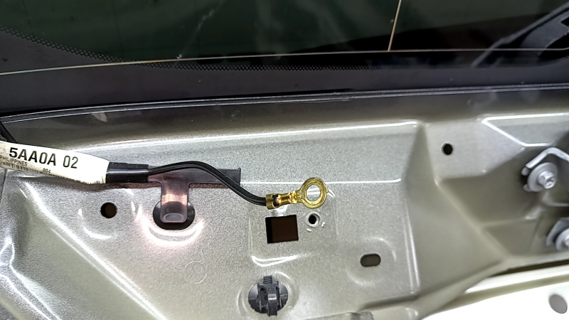 Bare trunk door with glass Nissan Murano z52 20-24 tinted, graphite KAD, with spoiler, spoiler pads, brake light, trapezoid and rear wiper arm, scratches on the glass
