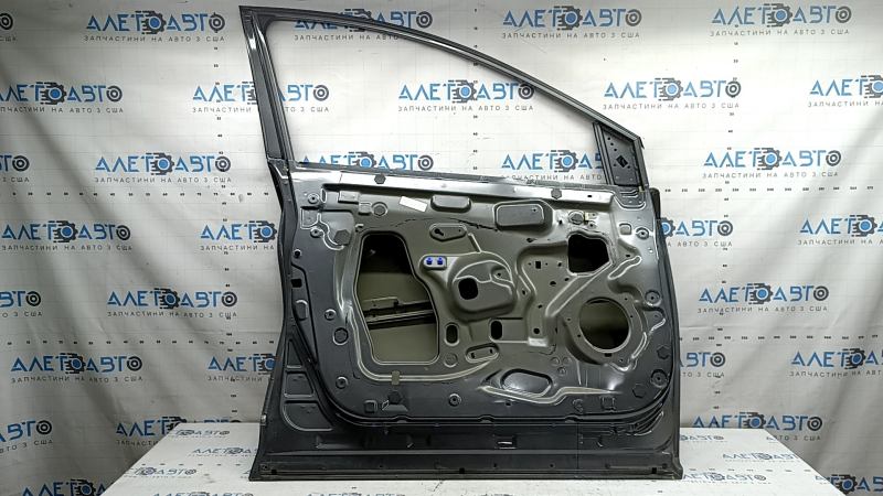 Bare front left door Nissan Murano z52 15-24 graphite KAD, with upper chrome molding