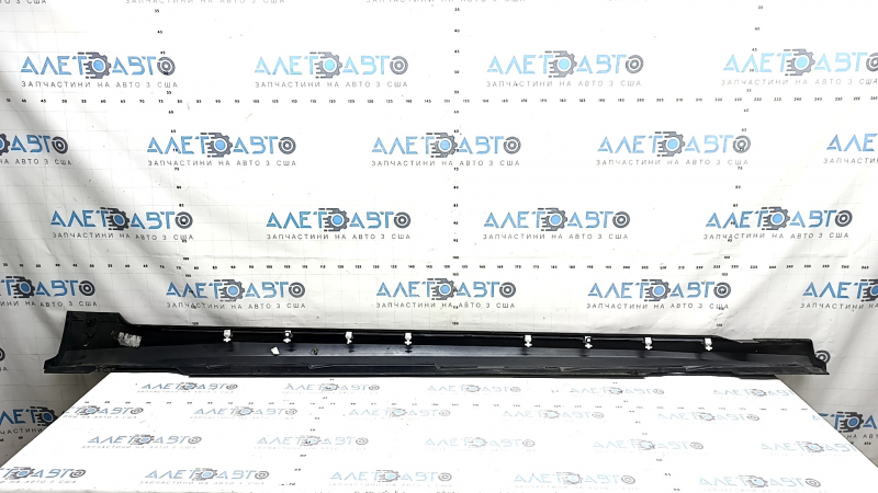 Left threshold Audi A6 C8 19-25 S-Line, blue LX5B, scratches, nicks