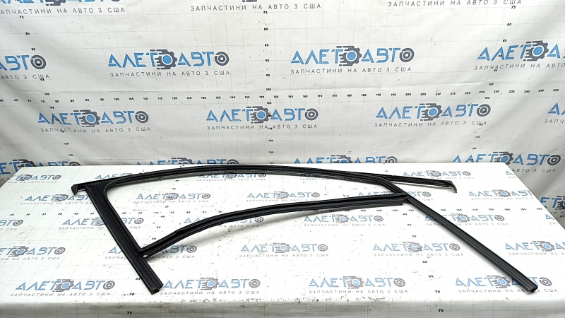 Upper door molding, front left, Audi A6 C8 19-25, chrome, with glass seal, torn seal