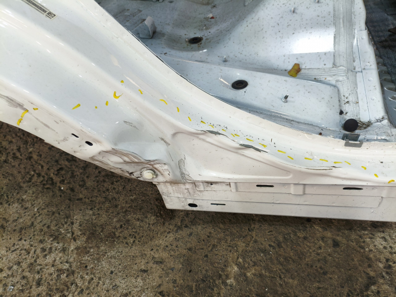Quarter wing rear right Ford Mustang Mach-E 21-26 white A3, on the body, dented