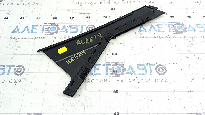 Rear left side door trim Audi A6 C8 19-25 rear, gloss black, scratches