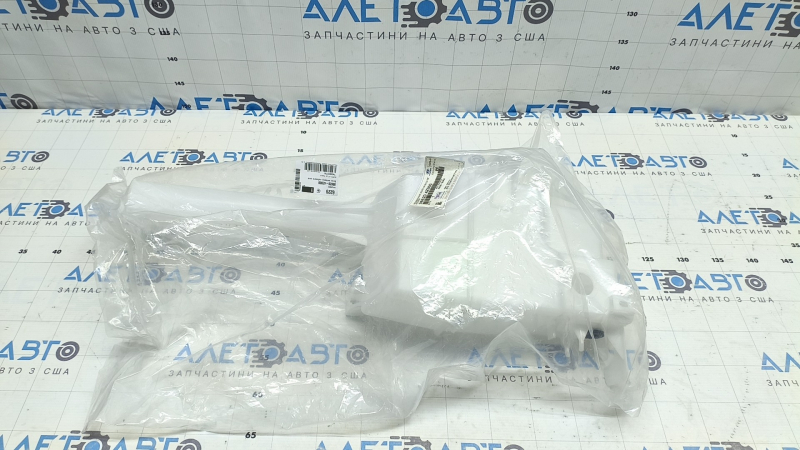 Washer reservoir Hyundai Santa FE Sport 13-18 2.0T