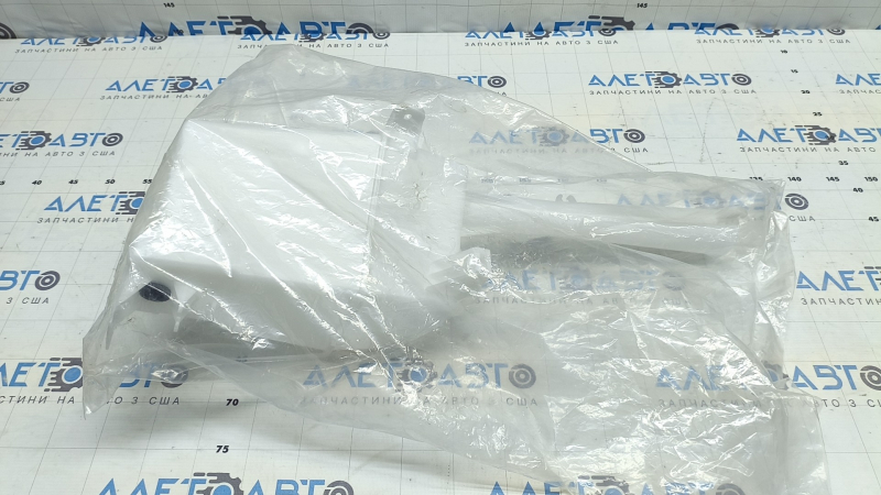 Washer reservoir Hyundai Santa FE Sport 13-18 2.0T