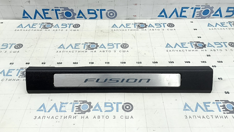 Front right door sill trim Ford Fusion mk5 17-20 black with chrome insert, scratches
