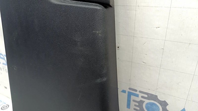 Lower left center pillar trim Ford Escape MK4 20-26 black scratches