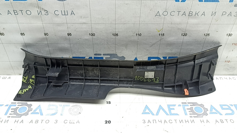 Rear left threshold trim Toyota Rav4 19-25 hybrid black, scratches
