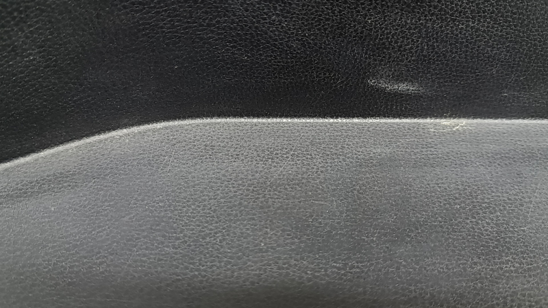 Right arch trim Toyota Rav4 19-25 black, scratches