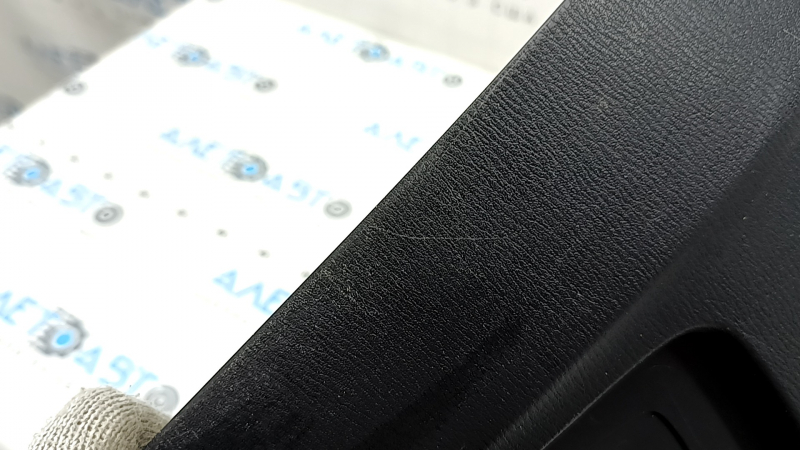 Left side driver's seat trim for Mazda CX-5 19-25, black, for electric and memory, crack in mount, worn