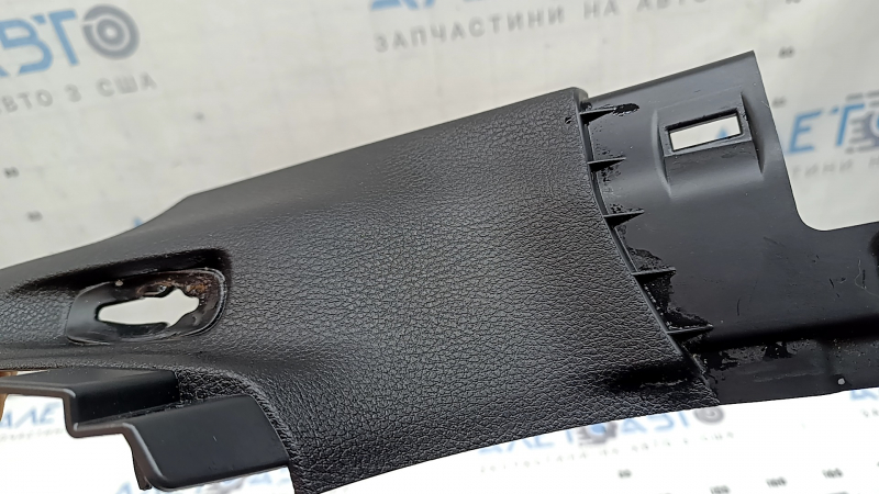 Lower left center pillar trim Jeep Grand Cherokee WL 21-26 lower part, black, worn