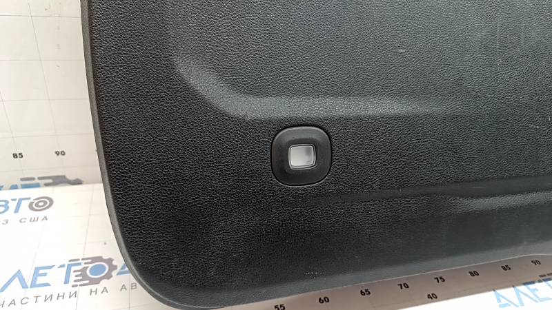 Lower tailgate trim for Jeep Grand Cherokee WL 22-26, black, with lamps, scratches