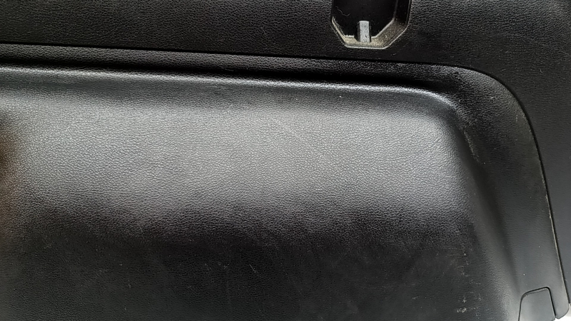 Left arch trim Jeep Grand Cherokee WL 22-26 black, plastic, with overlays, scratches, worn