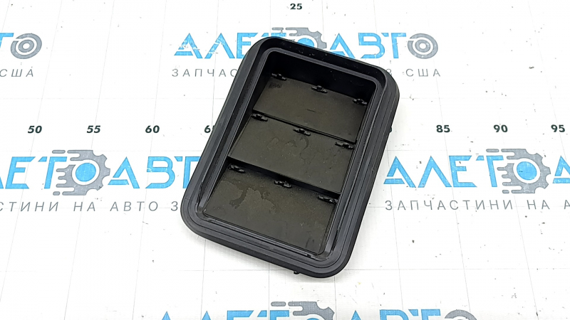 Left ventilation shield Toyota Prius 50 Prime 17-22 broken fasteners