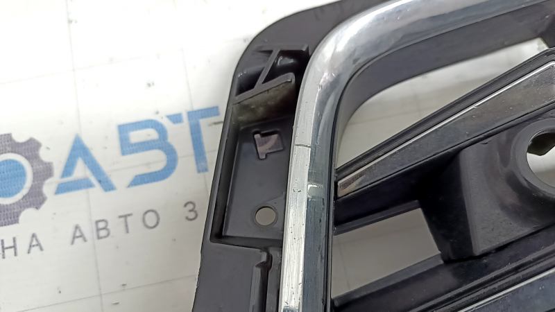 Radiator grille assembly Audi A5 F5 18-19 black gloss + chrome, scratch on chrome, cracked chrome