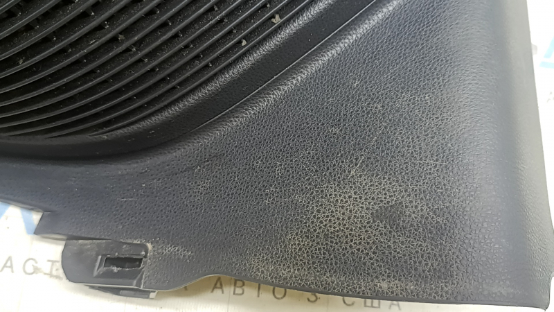 Rear right floor lining Toyota Venza 21-24 black, with plug, scratches