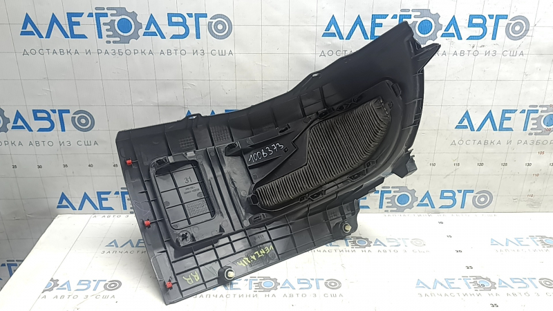 Rear right floor lining Toyota Venza 21-24 black, with plug, scratches