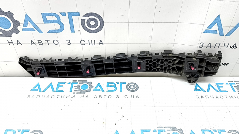 Subaru Forester 25-26 rear bumper mount, left fender