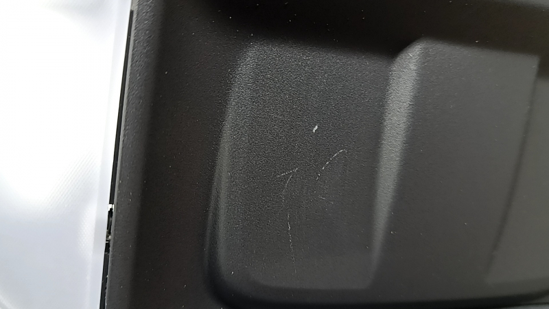 Front light for Subaru Forester 25-26 without sunroof, with trim, black, scratches