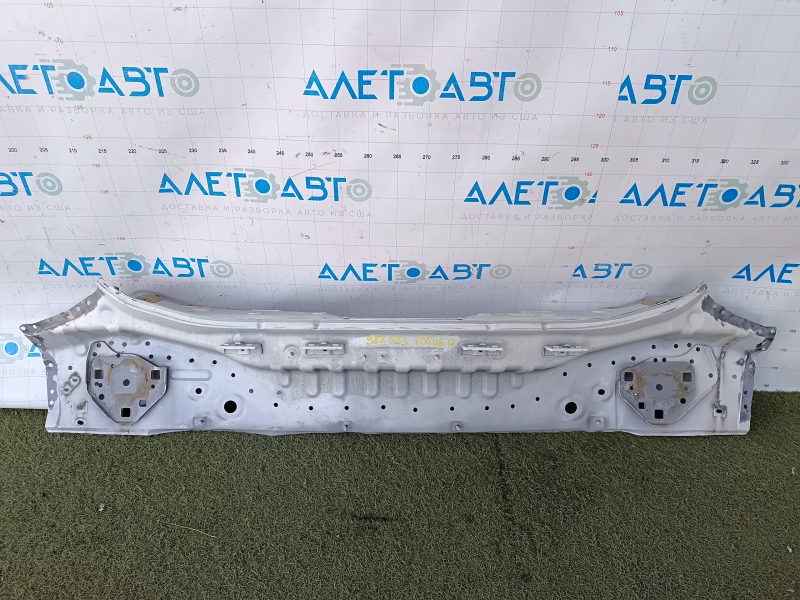 Nissan Rogue 14-20 rear panel drilled, white