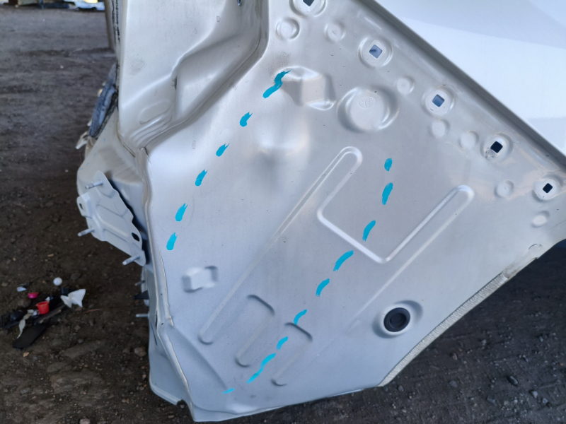Quarter wing rear right Toyota Venza 21-24 on the body, white, dented