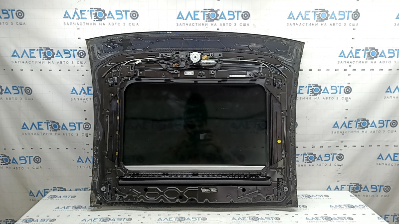 Panorama assembly Audi A5 F5 18-25 5D black curtain, scratch, swollen tint on the front window