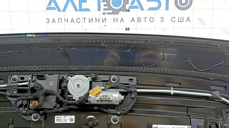Panorama assembly Audi A5 F5 18-25 5D black curtain, scratch, swollen tint on the front window