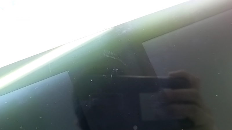 Monitor, display, navigation Mercedes W167 GLE 20-23 touchscreen, 61k, scratches, air under the glass