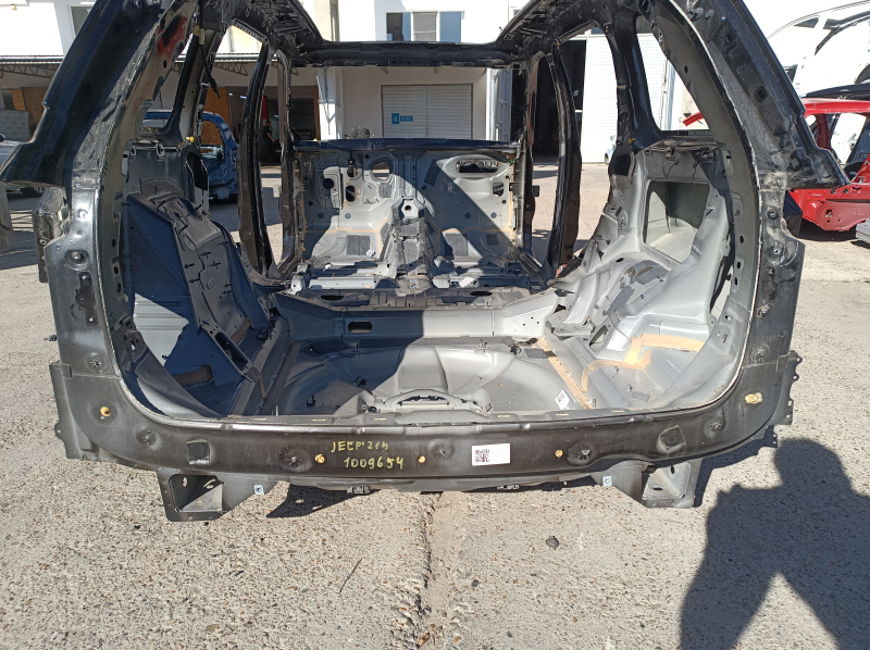 Rear panel Jeep Grand Cherokee WL 22-26 2 parts, on the body, black