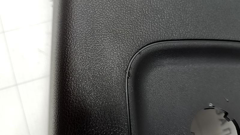 Rear center console trim Ford Escape MK4 20-26 black, without charging port, scratches, nicks