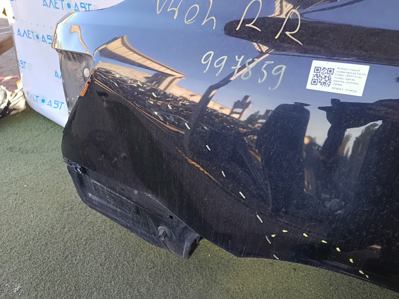 Quarter wing rear right Toyota Camry v40 07-11 sawed off with the central pillar, black, rusty, dents, bumps